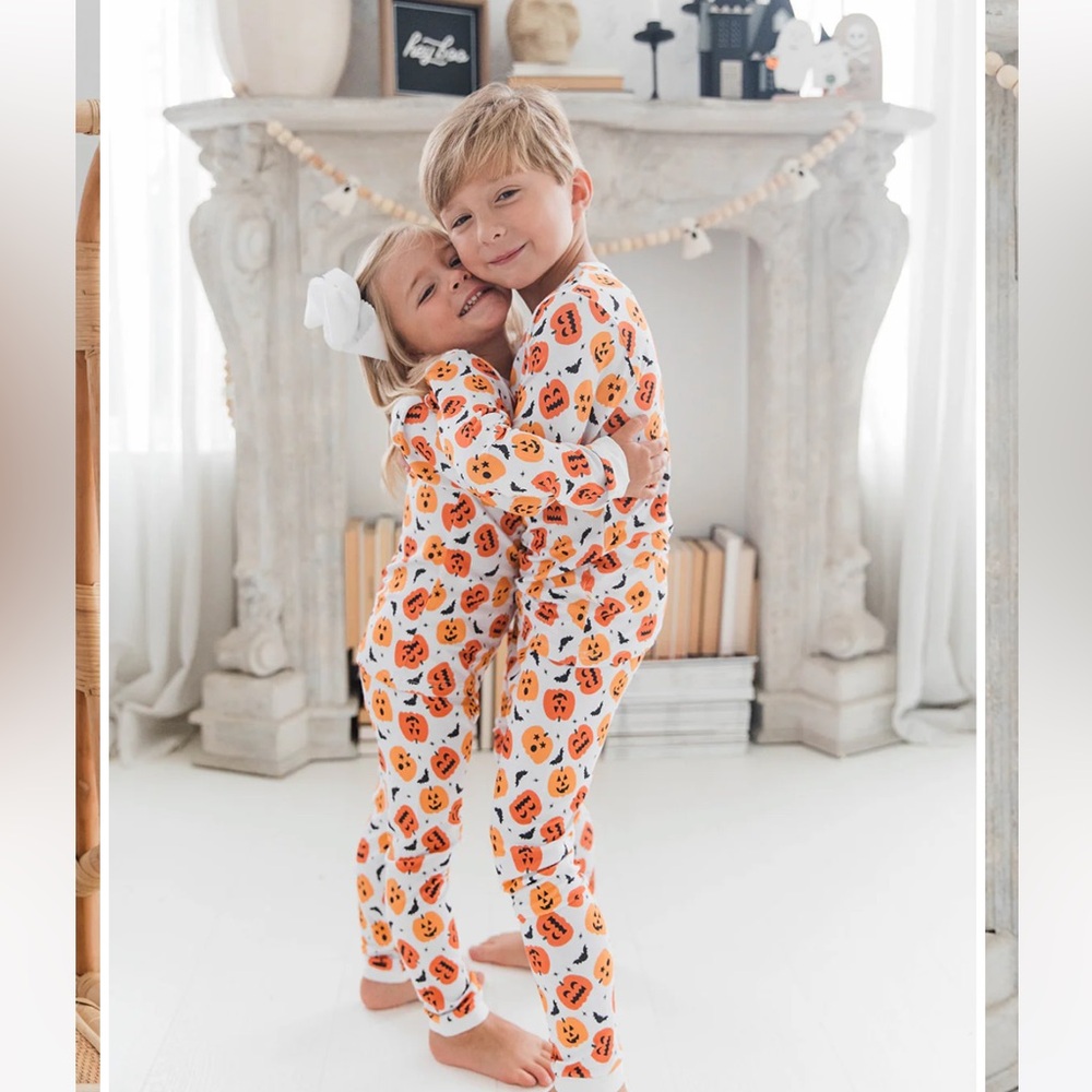 Ollie’s Day Halloween Trick or Treat Pumpkin Bamboo Pajama Set NWT